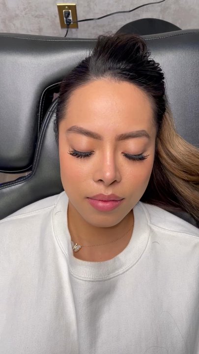 LashWithMel - Wispy wet look set - Estheticians Near Me - Katy, Texas