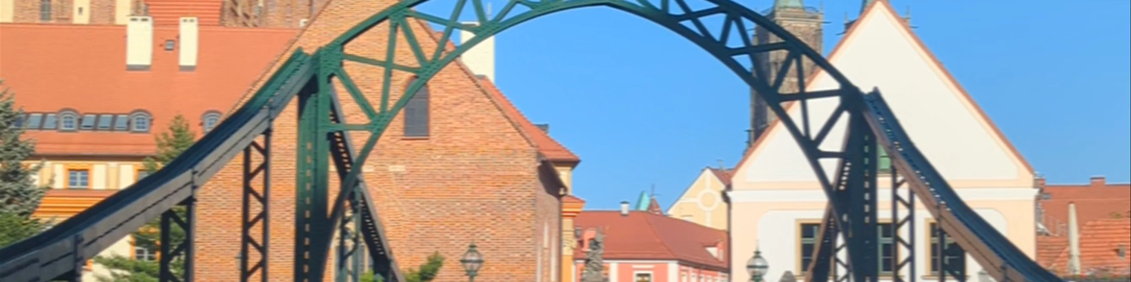 Tumski Bridge