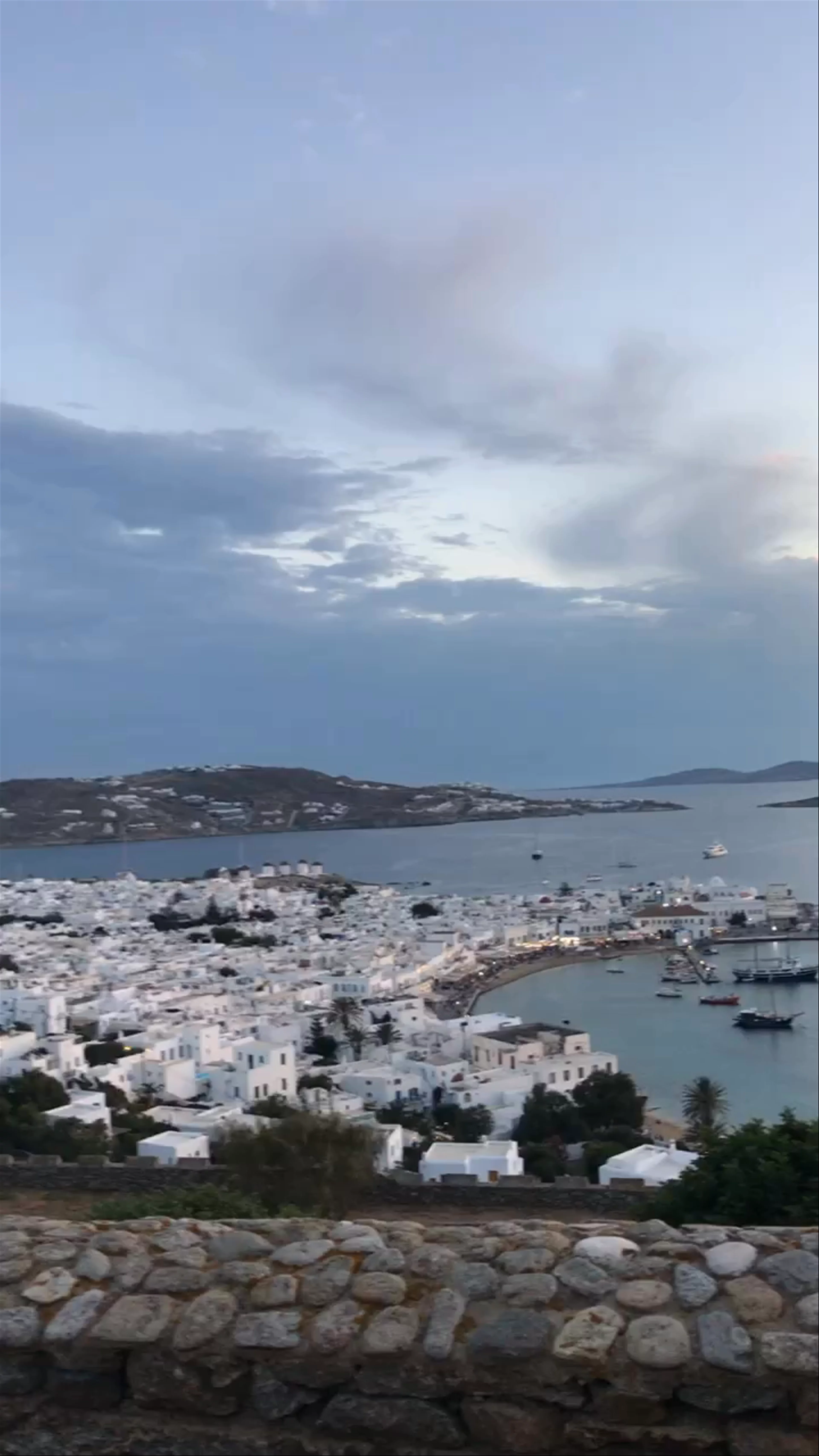 180º Sunset Bar
