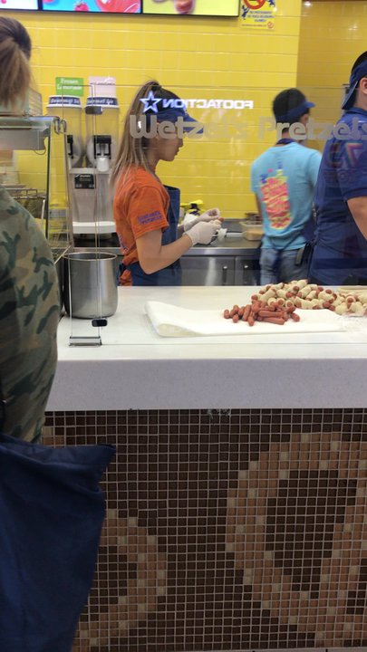 Wetzel's Pretzels - Quick service, ordered the plain pretzel with sweet glaze on the side.  Enjoyed watching the guys wrap the  sausages. - Pretzels Near Me - Glendale, California