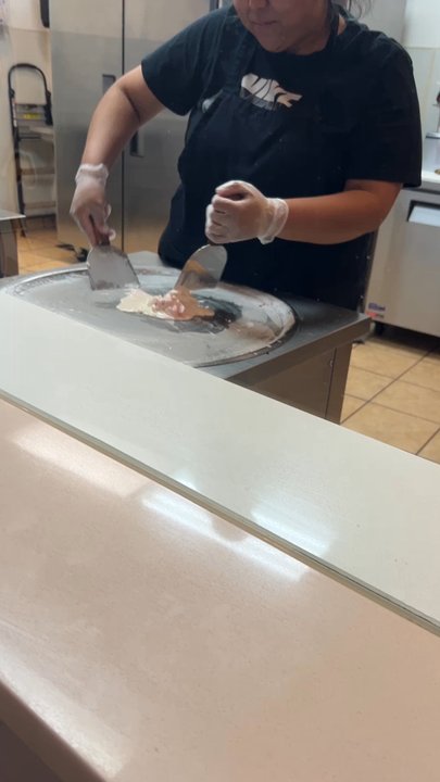ICICLES - Sheyenne - the ice roll master!! - Ice Cream & Frozen Yogurt Near Me - Albuquerque, New Mexico