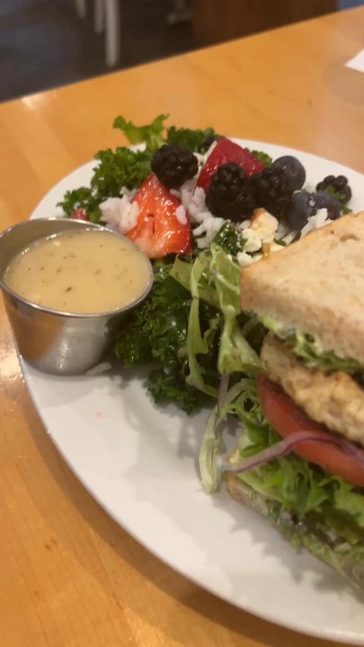 Five Loaves Cafe - American Near Me - Mt Pleasant, South Carolina