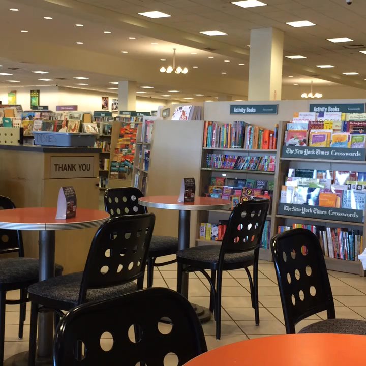 Barnes & Noble - Bookstores Near Me - Springfield, Virginia