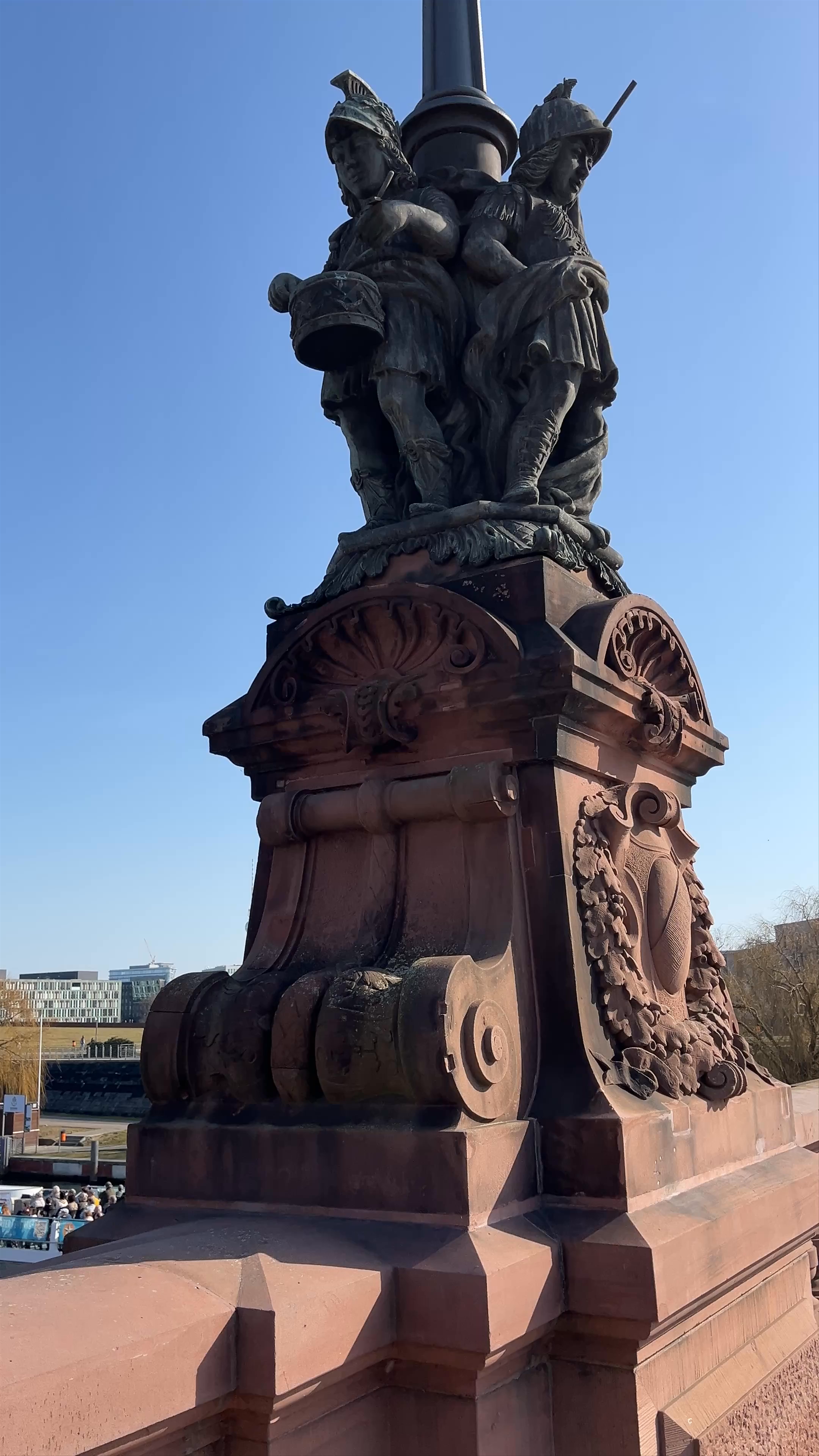 Moltkebrücke: Historic Landmark and Scenic Views in Berlin