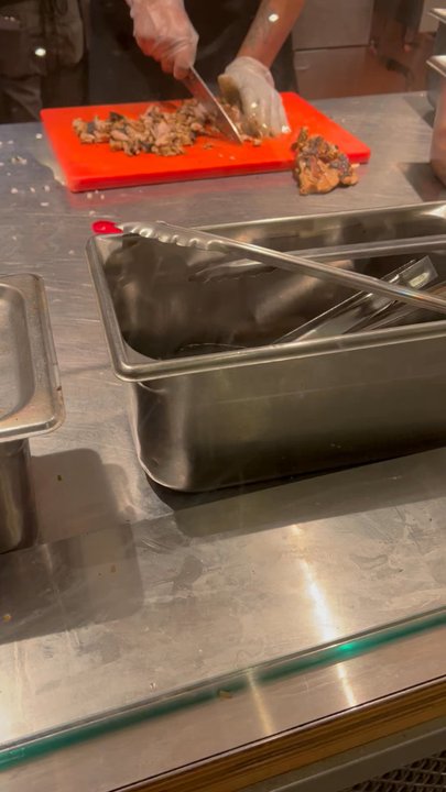 Chipotle Mexican Grill - Mexican Near Me - Toronto, Ontario