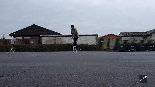 riu set: Kneebounce 180