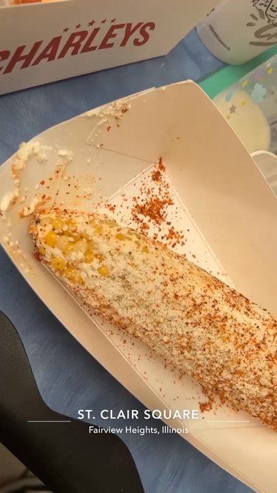 Takozz - Elote - Food Trucks Near Me - Fairview Heights, Illinois