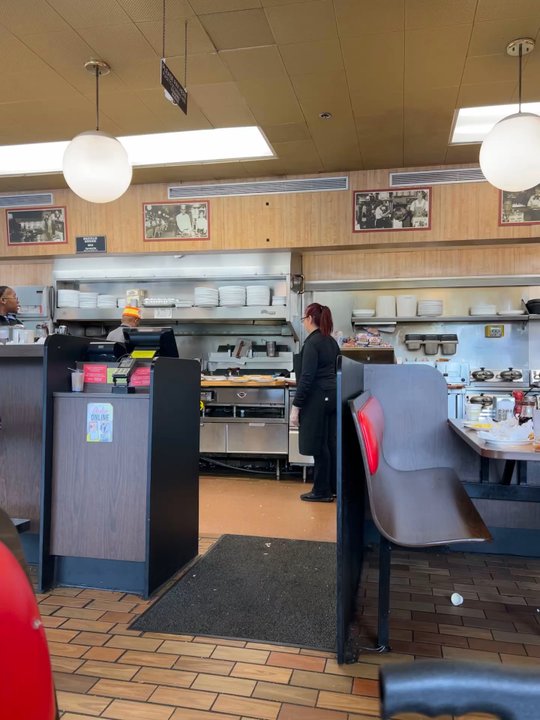 Waffle House - They were playing some good music. I was trying to capture the young lady dancing, ha ha ha ha - Breakfast & Brunch Near Me - Orlando, Florida