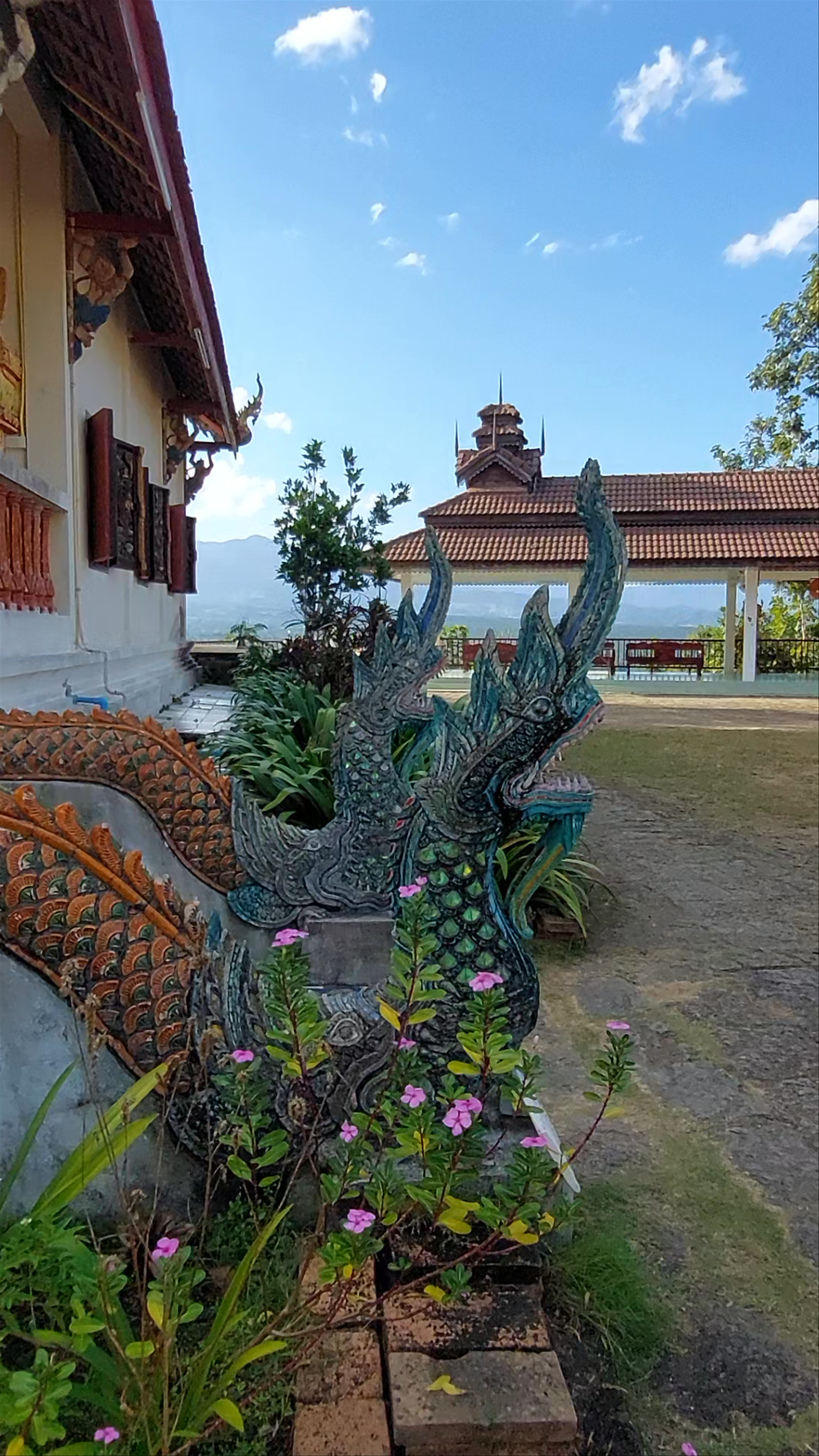 Big Buddha Pai: Spiritual Serenity and Scenic Views in Mae Hong Son