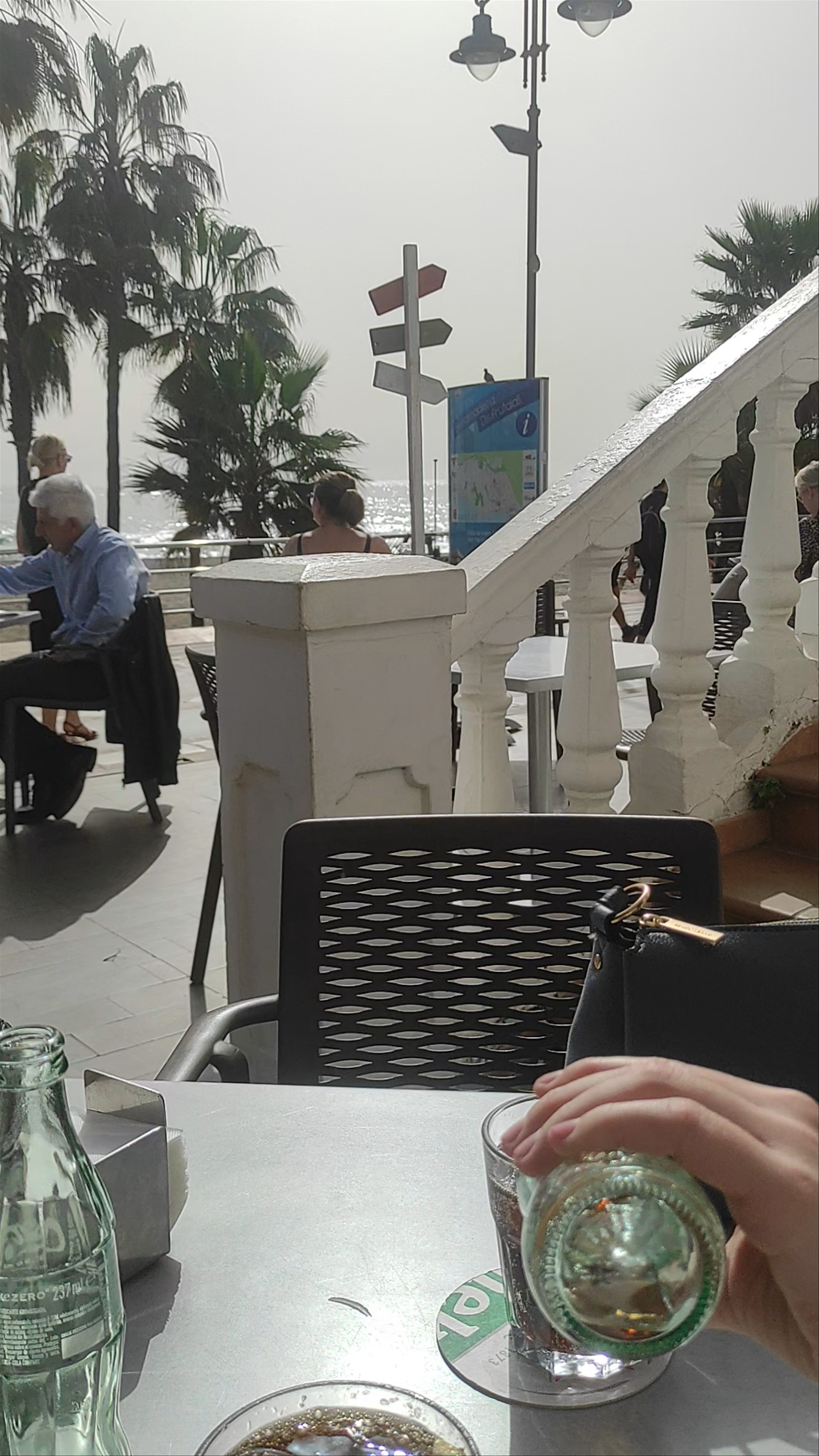 Relaxing Beach Bar Vibes at Carte d'Or, Benalmádena