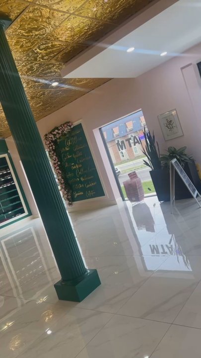 The Goddess Collection - A quick shot of the waiting area - Spiritual Shop Near Me - Kenner, Louisiana