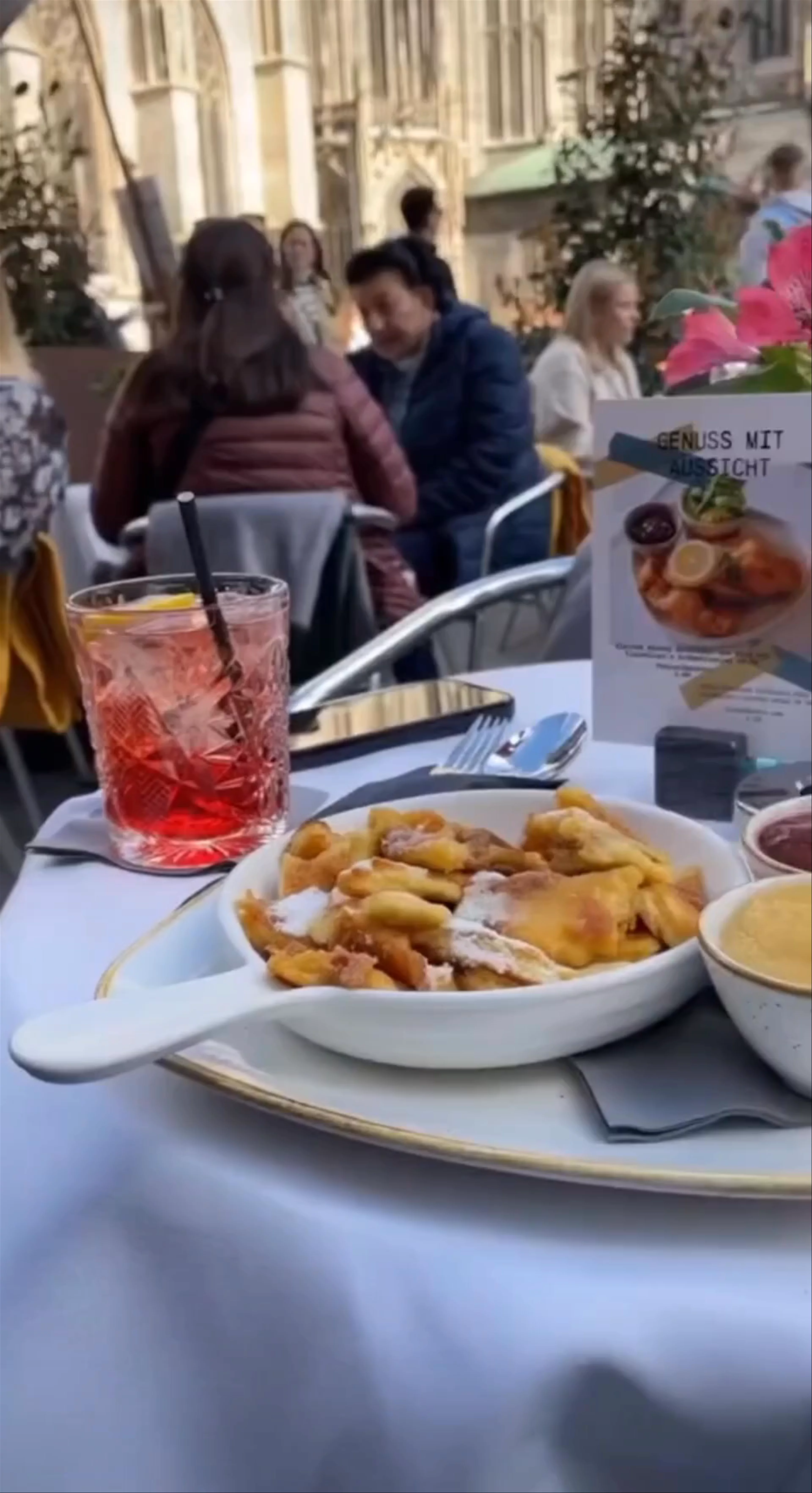 Zwischengang Café & Wein