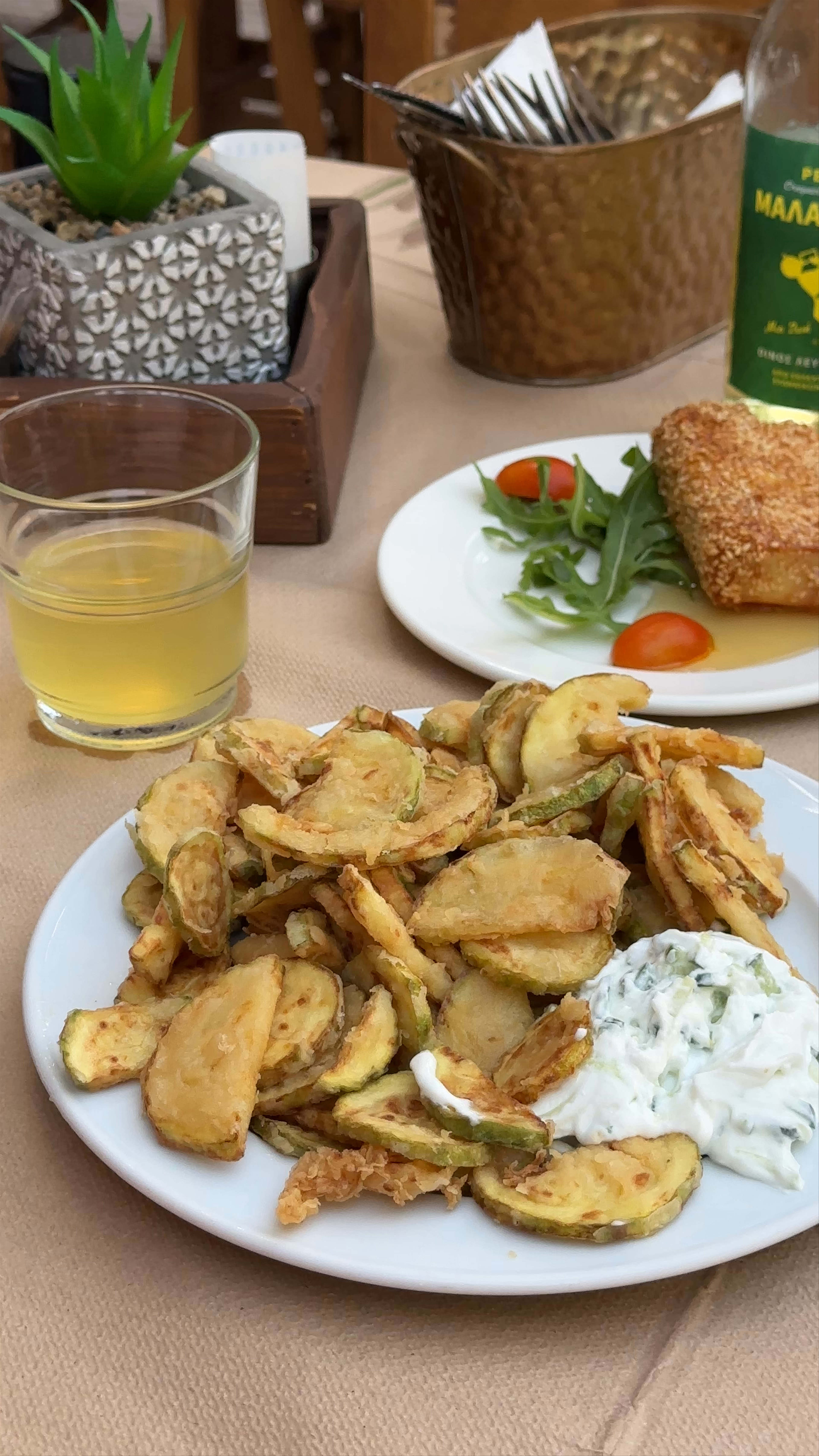 Authentic Greek Tavern Experience in Nea Kallikratia, Chalkidiki
