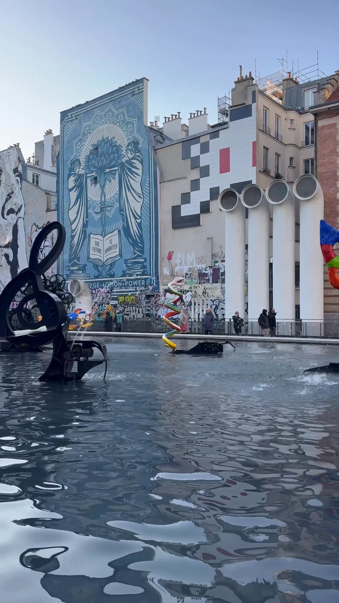 🎨 Street Art & Diverse Culture