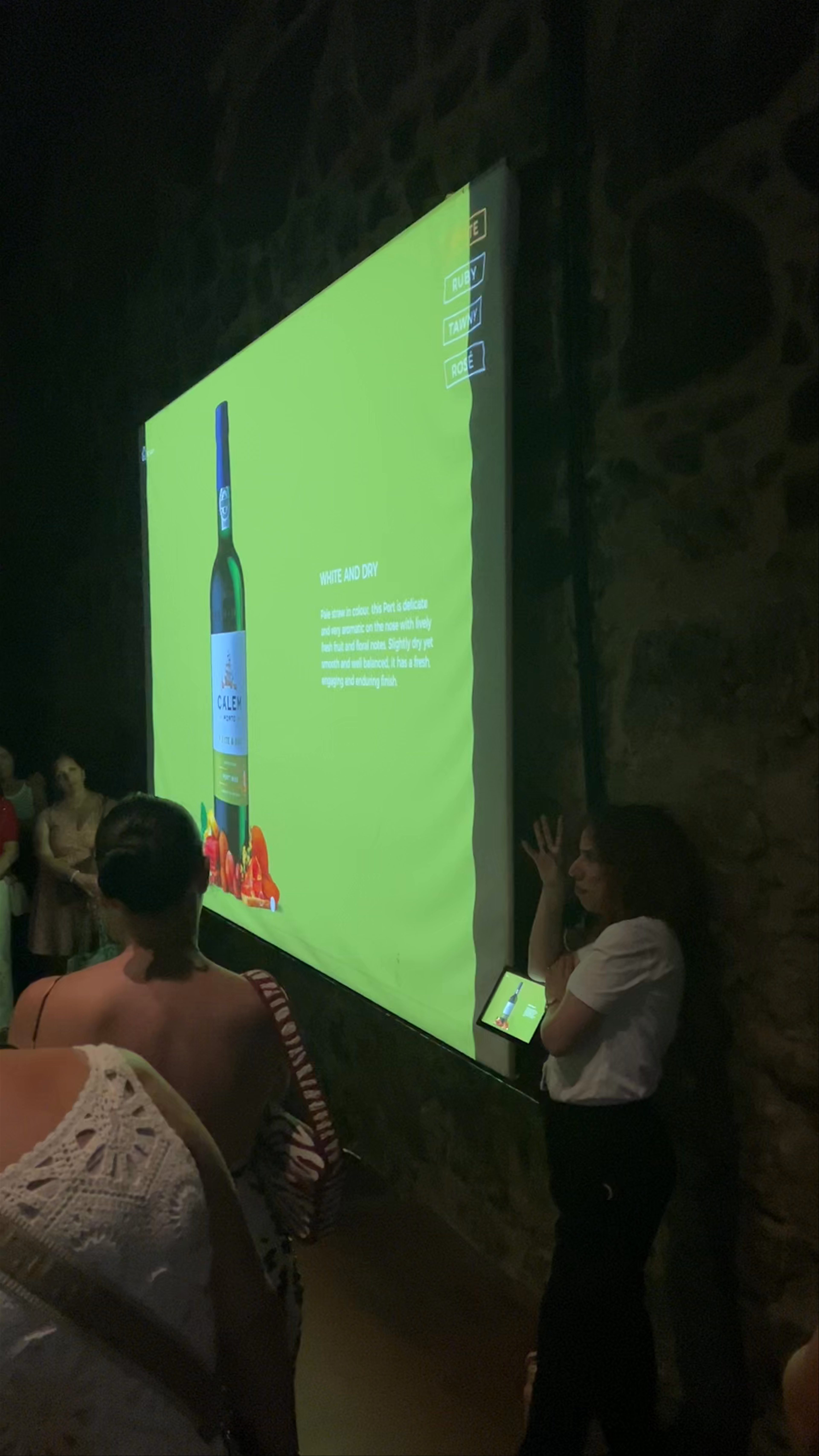 Cálem Port Wine Cellar Tour & Tasting Experience in Vila Nova de Gaia