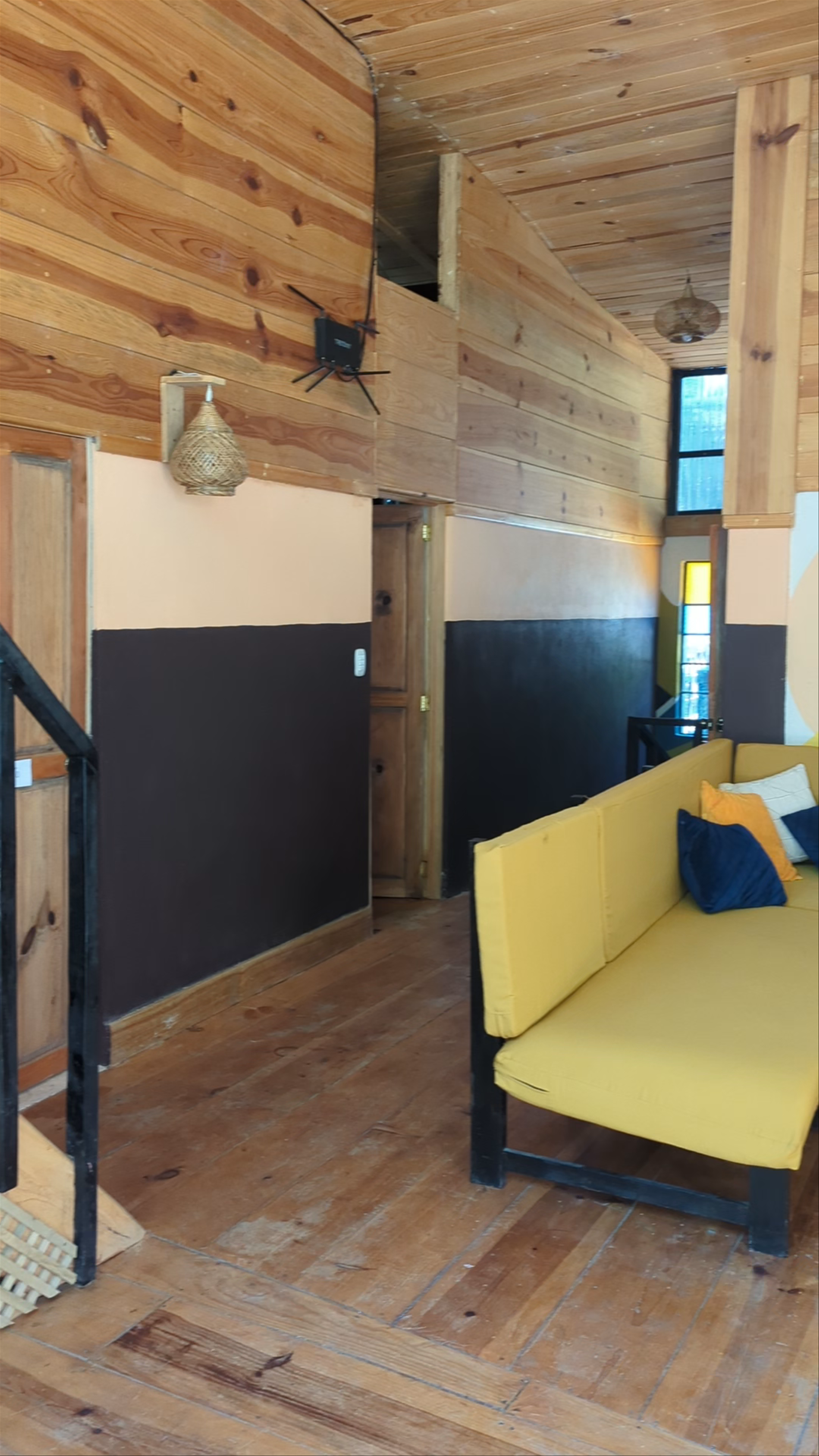 Art & Coffee: Hotel | Cafe | Gallery