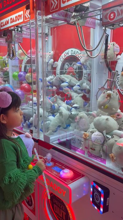 Claw Daddy Arcades  - We went back for more. I don't know how often they change stuffed animals but my kiddos have new ones. - Arcades Near Me - Montebello, California