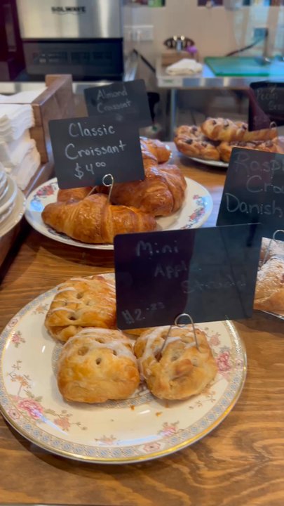 Cafe Lupine - Coffee & Tea Near Me - Truckee, California