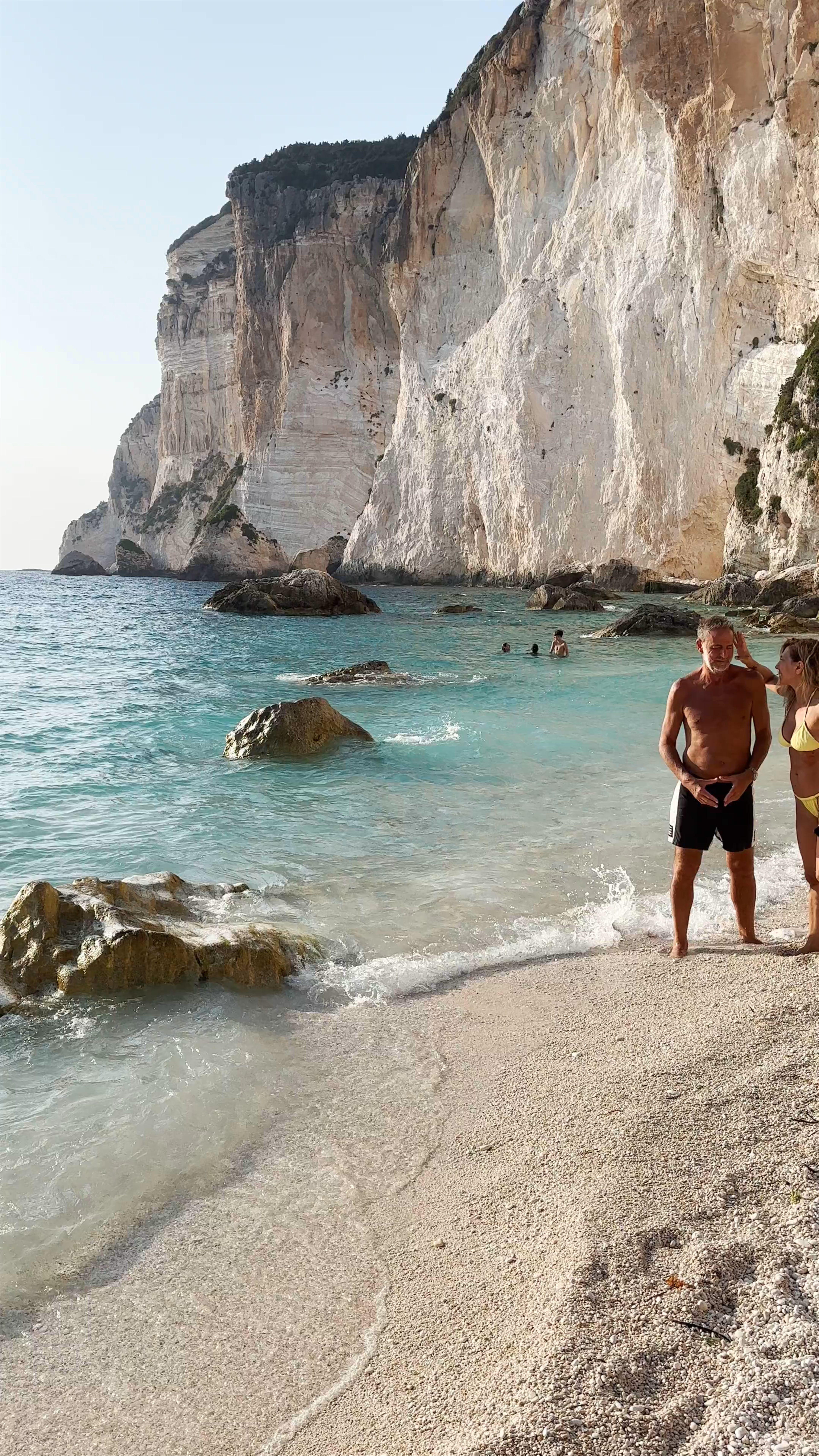 Παραλία Ερημίτης