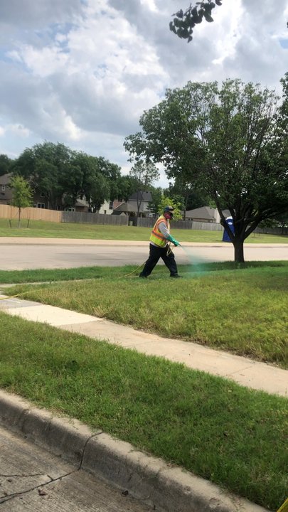 Lee's Lawn & Garden - Landscaping Near Me
