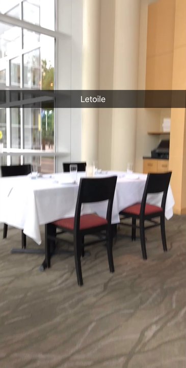 L'Etoile - Inside - New American Near Me - Madison, Wisconsin
