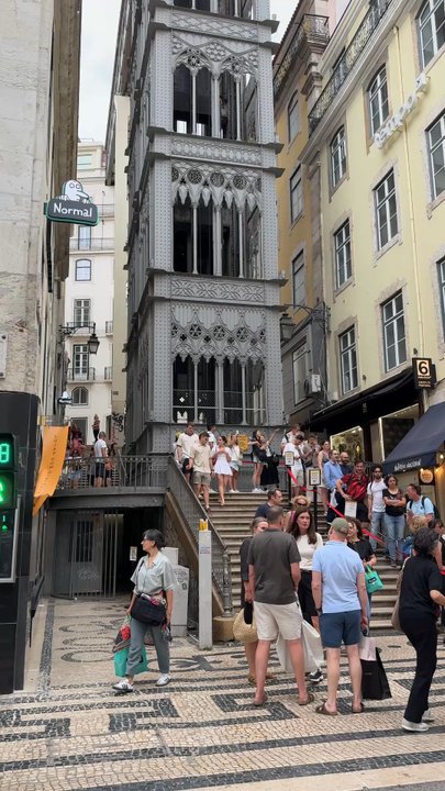 Elevador de Santa Justa - Landmarks & Historical Buildings Near Me - Lisbon, 11