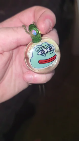 Preview pic of Avi Glass Pepe Pendant