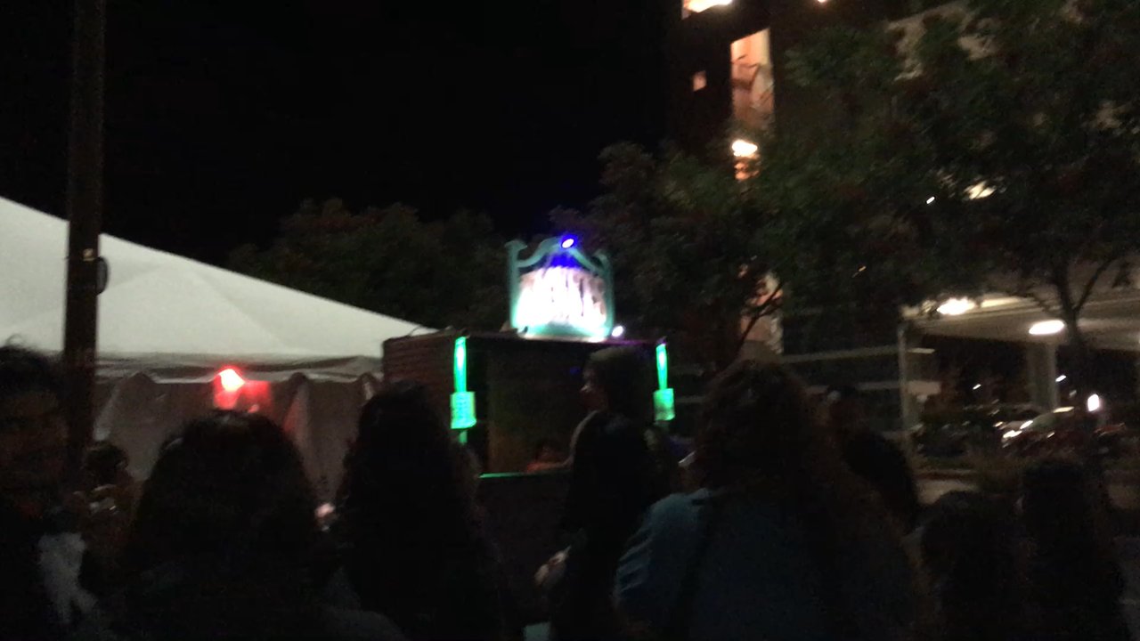 The Bernal Scream - Long line! - Haunted Houses Near Me - San Jose, California