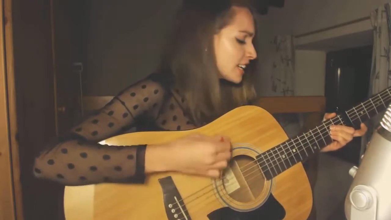 Female Acoustic Singer For Weddings in Florence Italy - video