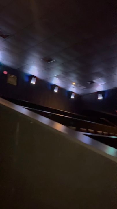 B&B Theatres Conway 12 - grand screen - Cinema Near Me - Conway, South Carolina