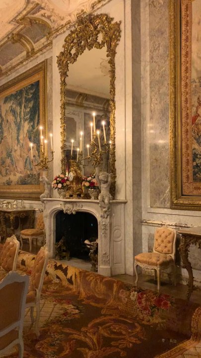 Waddesdon Manor - Landmarks & Historical Buildings Near Me - Aylesbury, BKM