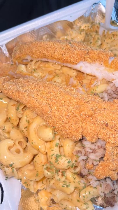 Sipps On Wheels - The Originator Catfish dirty rice  and macaroni - Food Trucks Near Me - Austin, Texas