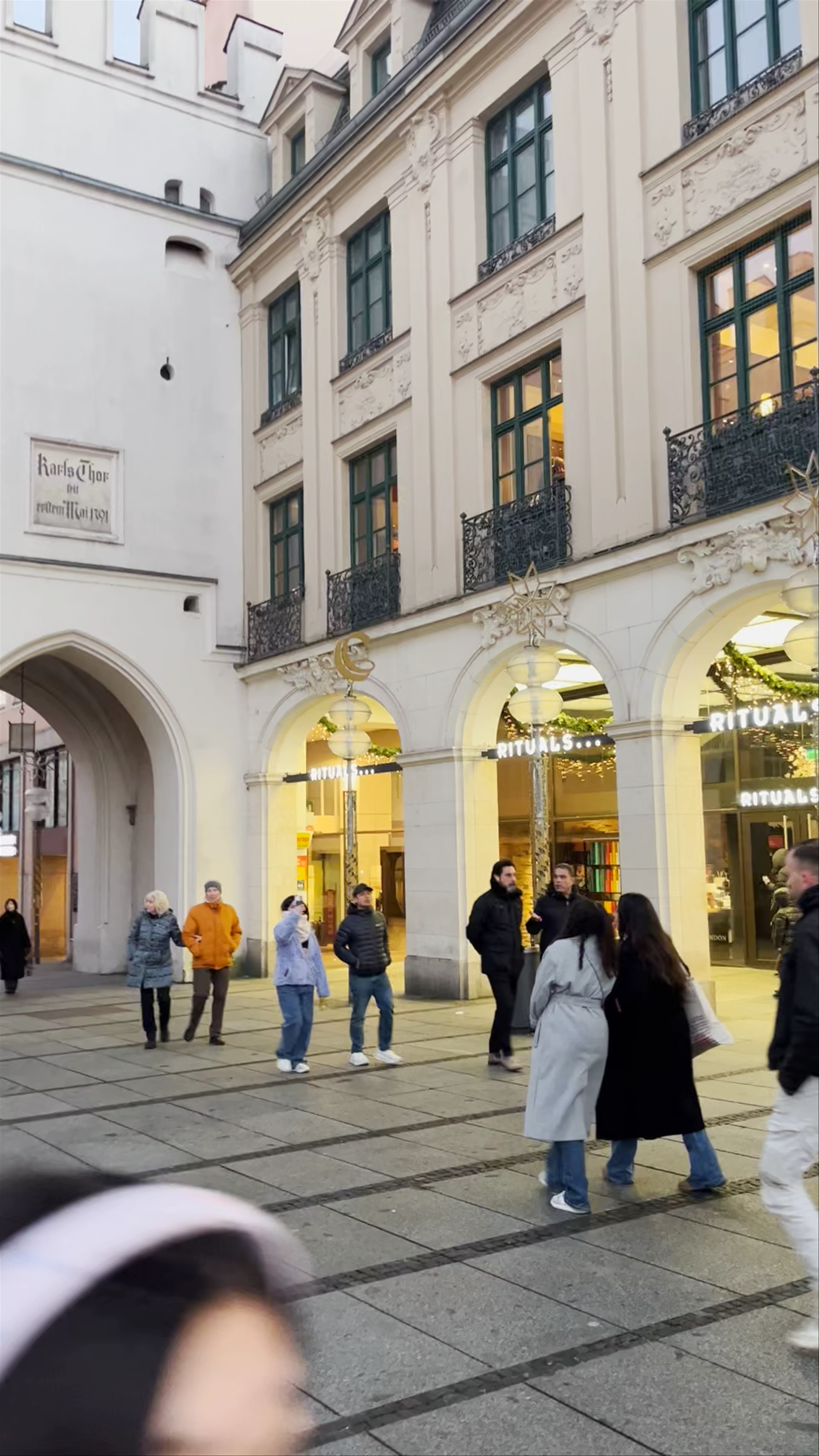 Karlstor, Neuhauser Straße