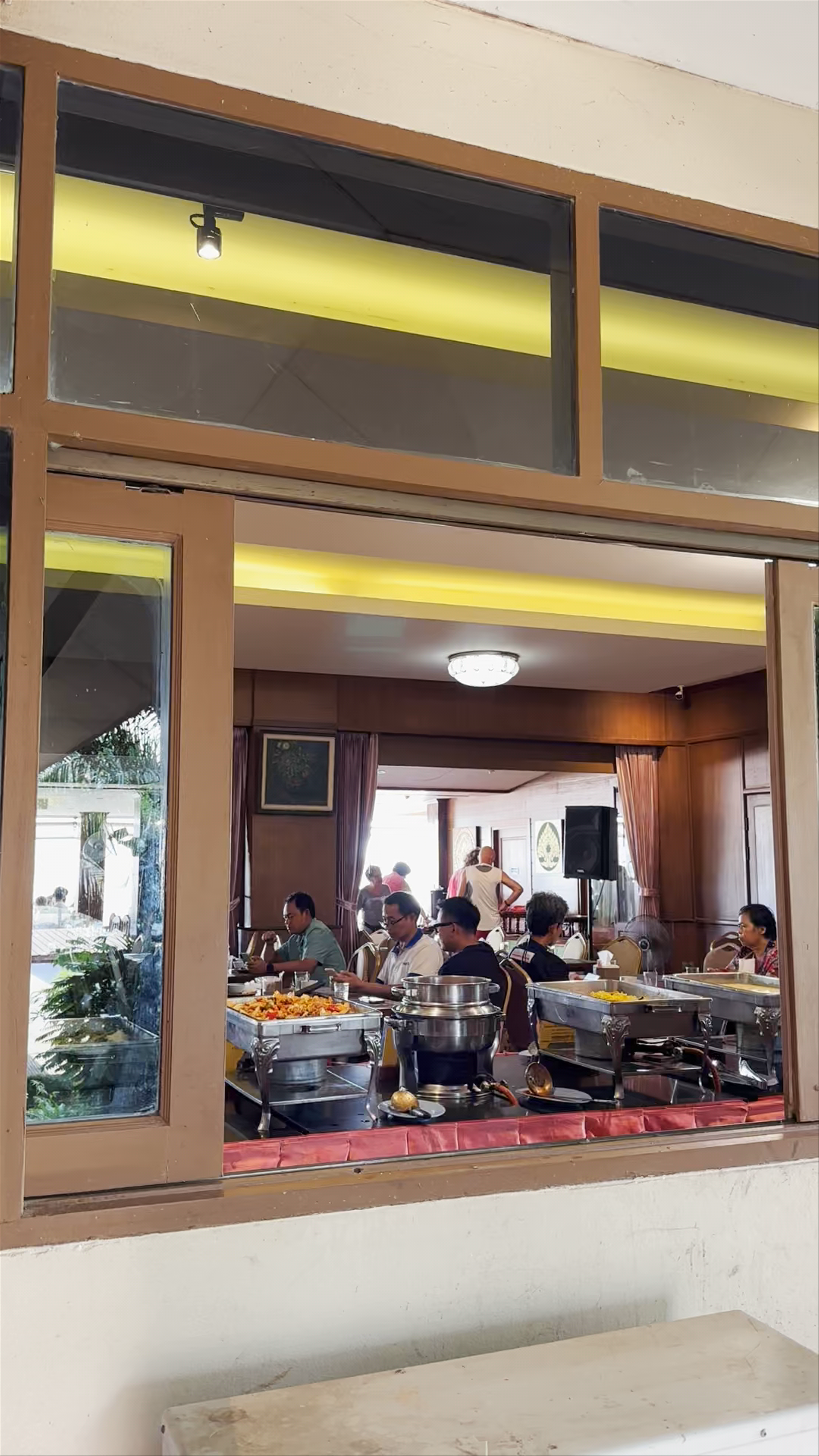 ร้านอาหารครัวไท (Thai Kitchen )