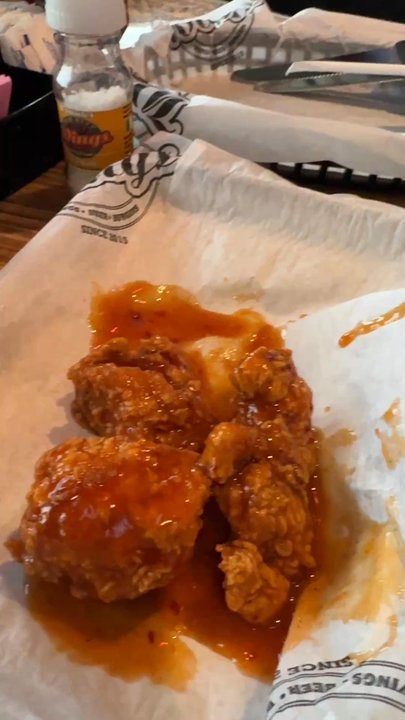 Big City Wings - Amazing food! The Sunday wing special is my favorite.  Great service good atmosphere. The speedy service is also worth noting. - Chicken Wings Near Me - Spring, Texas