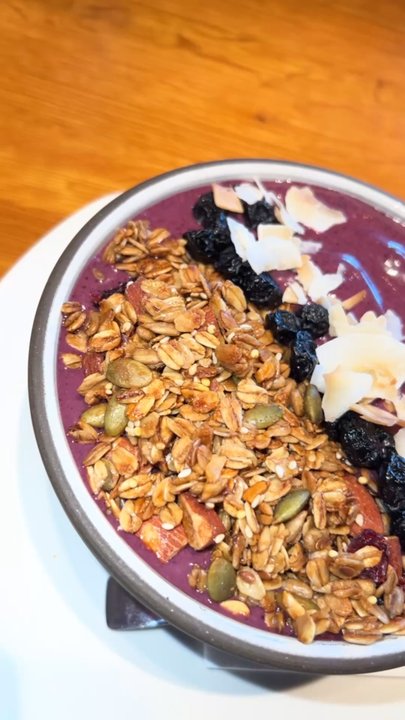 Northstar Cafe - Smoothie Bowl - New American Near Me - Shaker Heights, Ohio