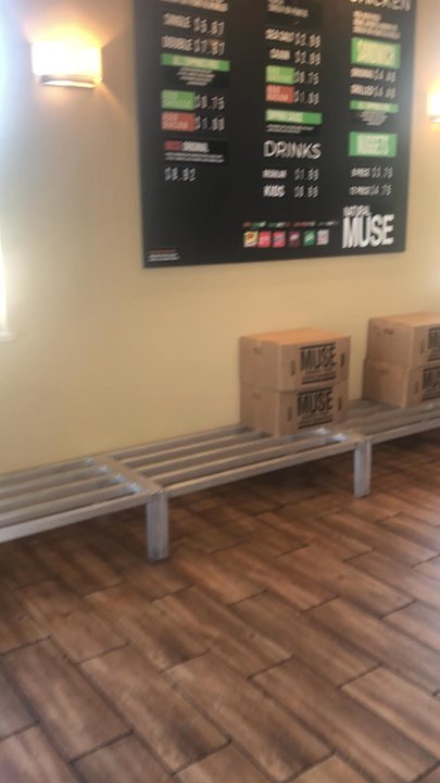 Natural Muse - The contemporary dining room - Burgers Near Me - Bentonville, Arkansas