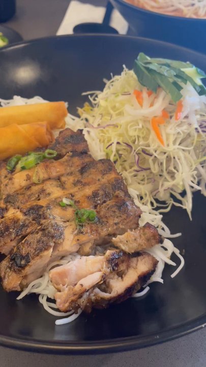 Pho Den - Vietnamese Near Me - Burnaby, British Columbia