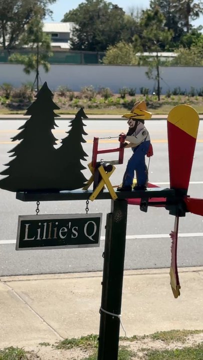 Lillie's Q - Barbeque Near Me - Miramar Beach, Florida