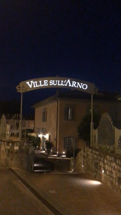 Ville sull'Arno - The approach - Hotels & Travel Near Me - Florence, FI
