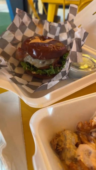 Burgertology - Food Trucks Near Me - Waco, Texas
