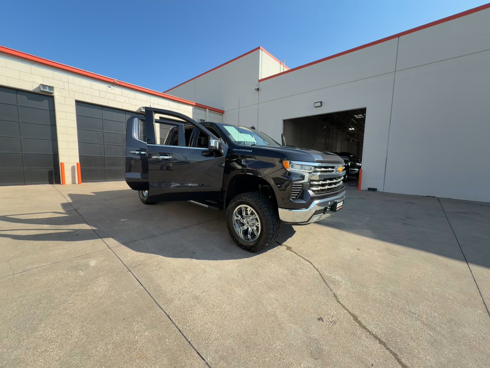 Lifted Trucks - #TX10380 - 2023 Chevrolet Silverado 1500 LTZ Crew Cab