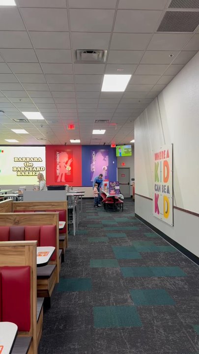 Chuck E. Cheese - Pizza Near Me - Columbus, Ohio