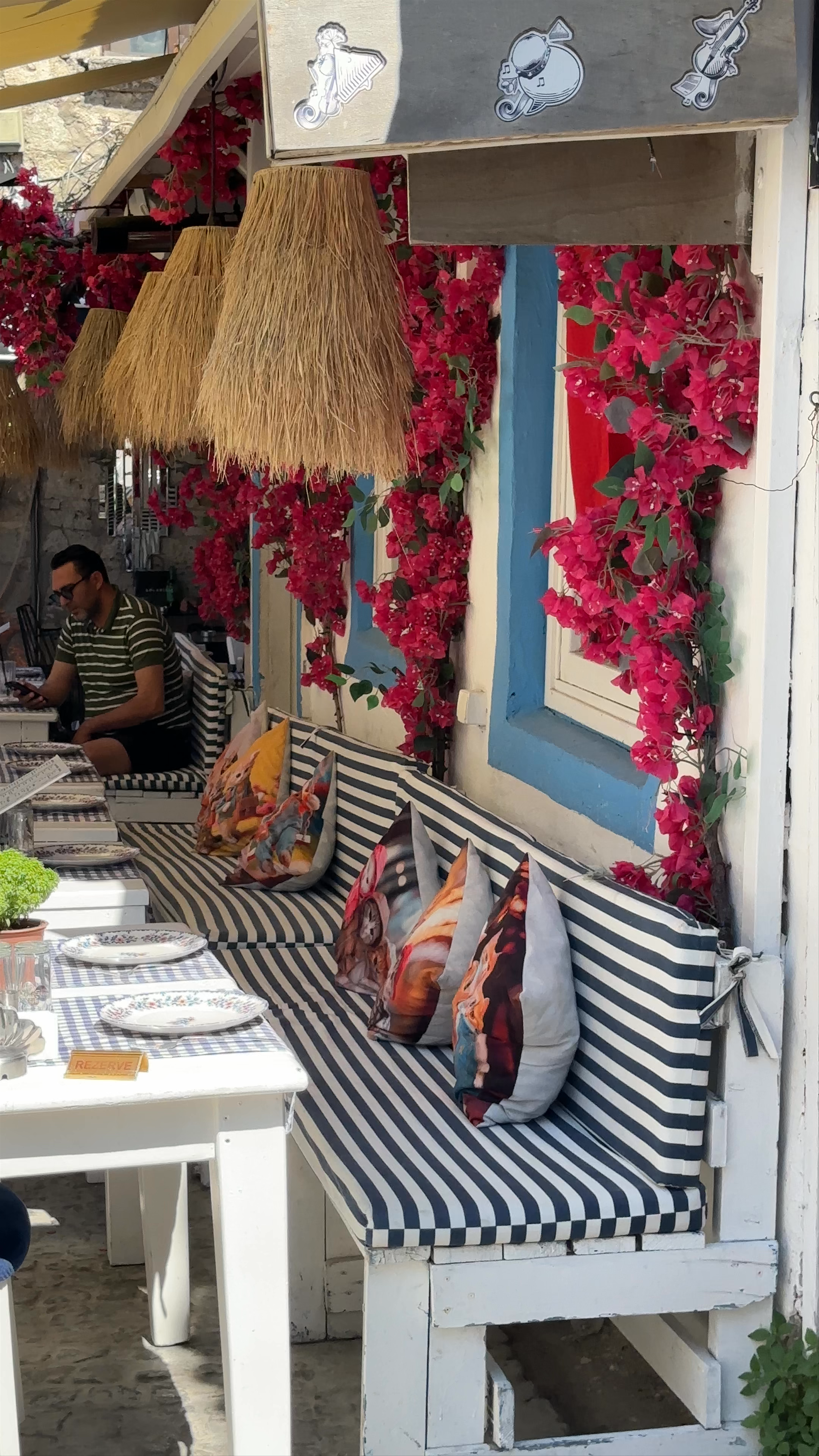 Laterna Meyhane Alaçatı