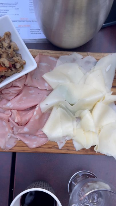 La Torre Bistro - Italian Near Me - Burnaby, British Columbia