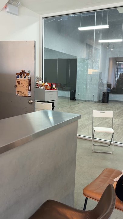 AK Family Coffee - Interior - Coffee & Tea Near Me - Flushing, New York