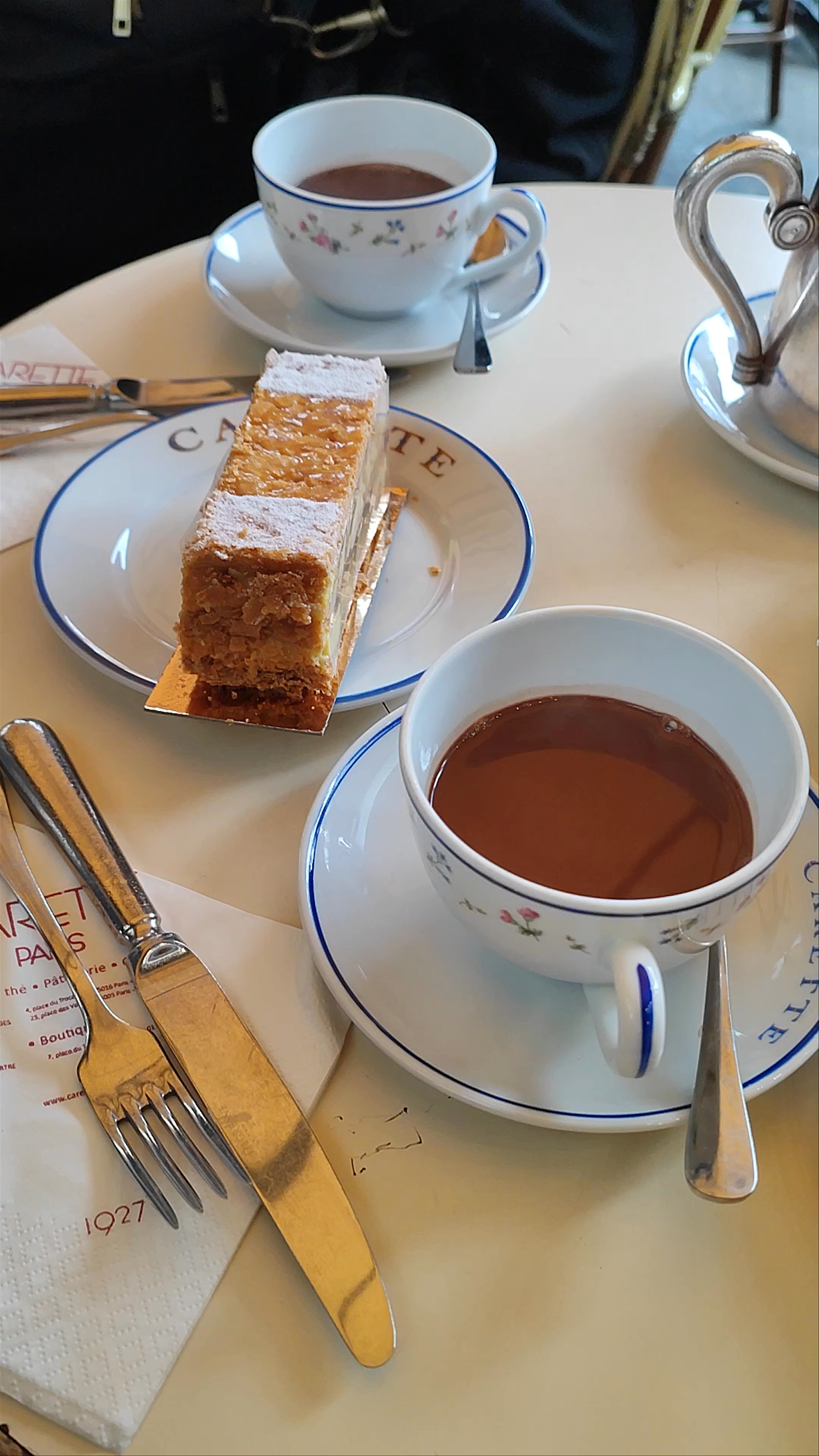 Carette Paris: Indulgent Parisian Hot Chocolate & Pastry Experience