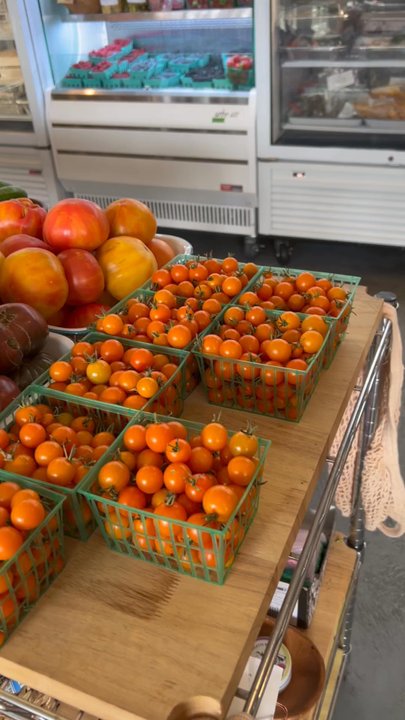 Mercado Laguna - Health Markets Near Me - Laguna Beach, California