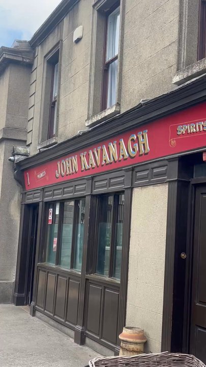 John Kavanagh The Gravediggers - Exterior - Pubs Near Me - Dublin, D
