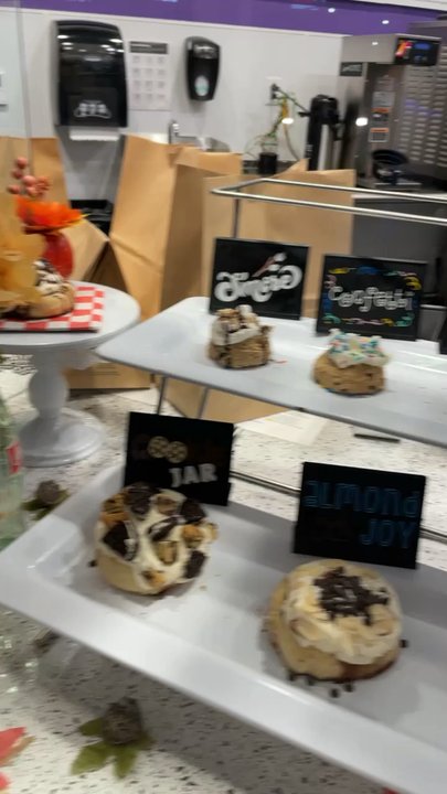 Cinnaholic - Drool - Desserts Near Me - Cary, North Carolina